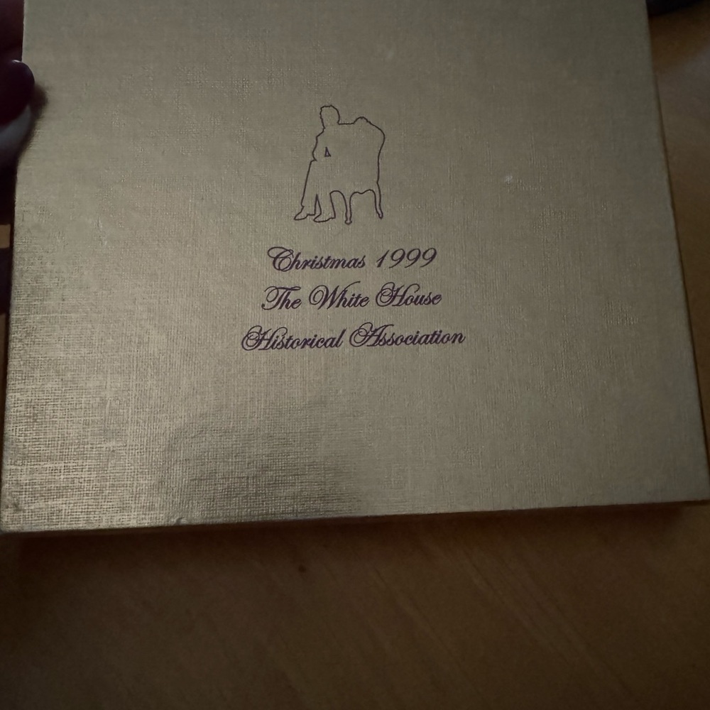 Vintage White House Christmas Ornament 1999 - Picture 2 of 3